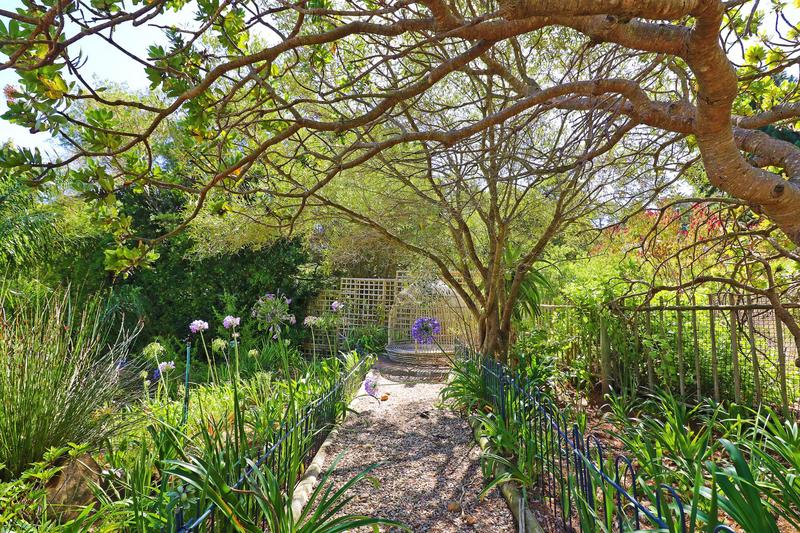 5 Bedroom Property for Sale in Ruyteplaats Western Cape